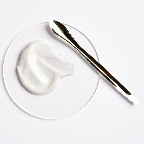 Slika Avene Hyaluron Activ B3, krema za nego obraza (50 ml)