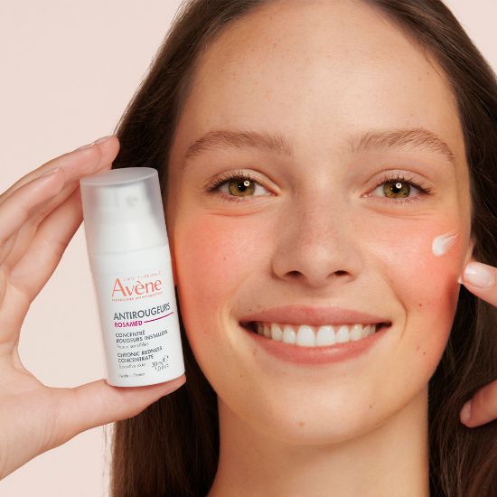 Slika Avene Antirougeurs Rosamed, koncentrat za nego kronične rdečice (30 ml)
