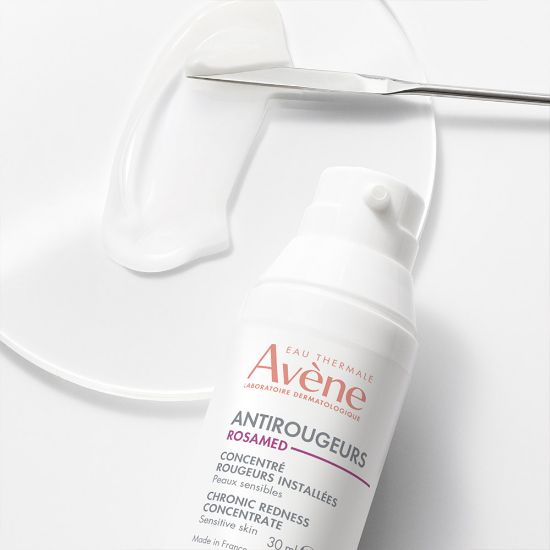 Slika Avene Antirougeurs Rosamed, koncentrat za nego kronične rdečice (30 ml)